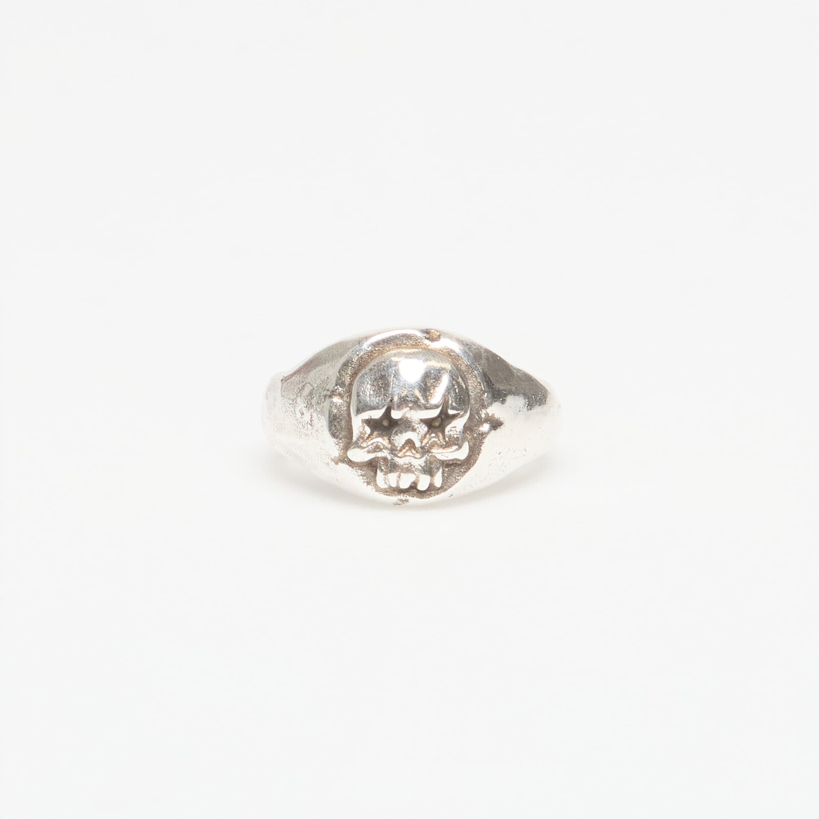 Prsteň TwoJeys Skull Signet Ring Silver 50 mm