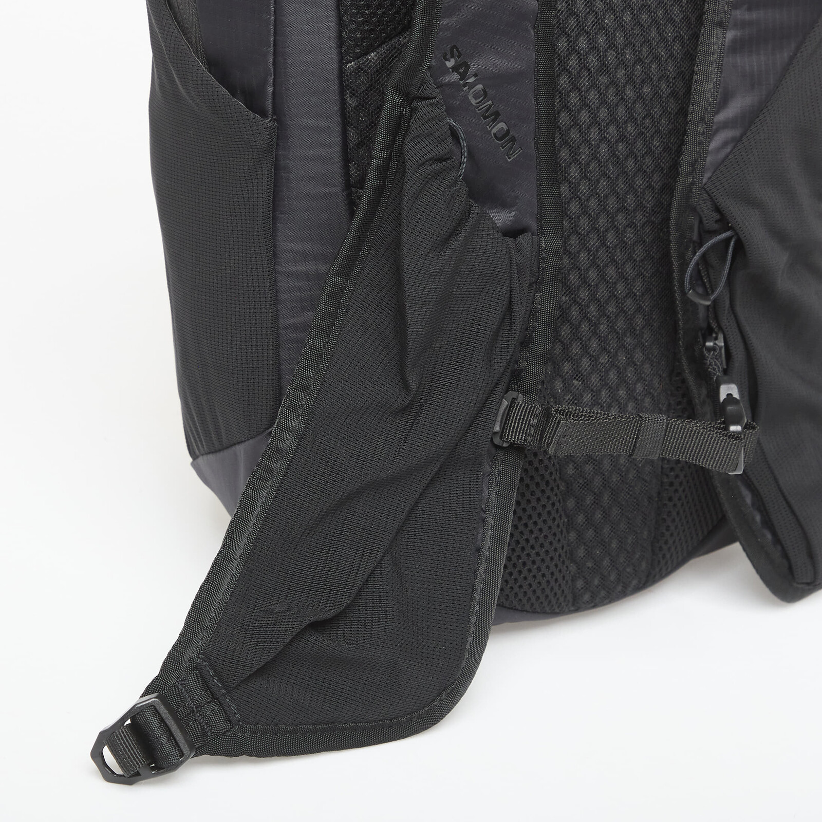Batoh Salomon XT 15 Black Universal