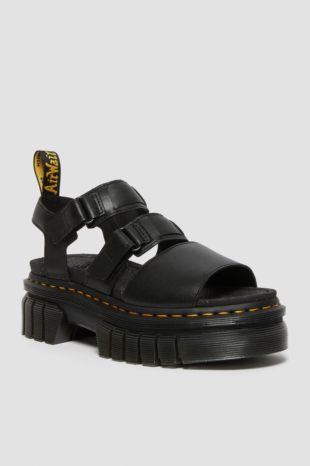 Dr Martens Ricki 3-Strap sandále čierne