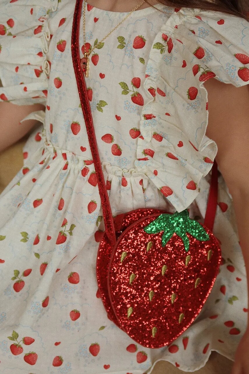 Detská kabelka Konges Sløjd TUT STRAWBERRY SHOULDER BAG