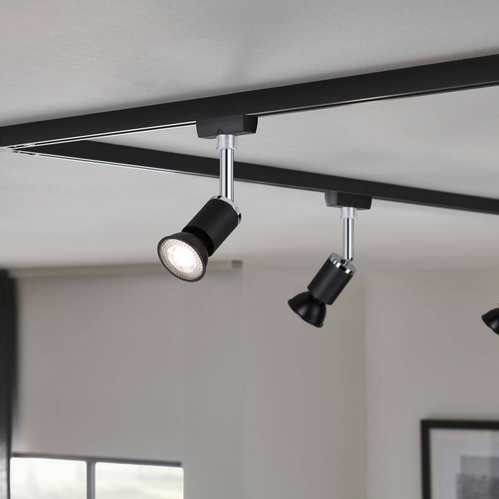 Paulmann LED reflektor 2 700 K čierny GU10 8 W stmievateľný 36°