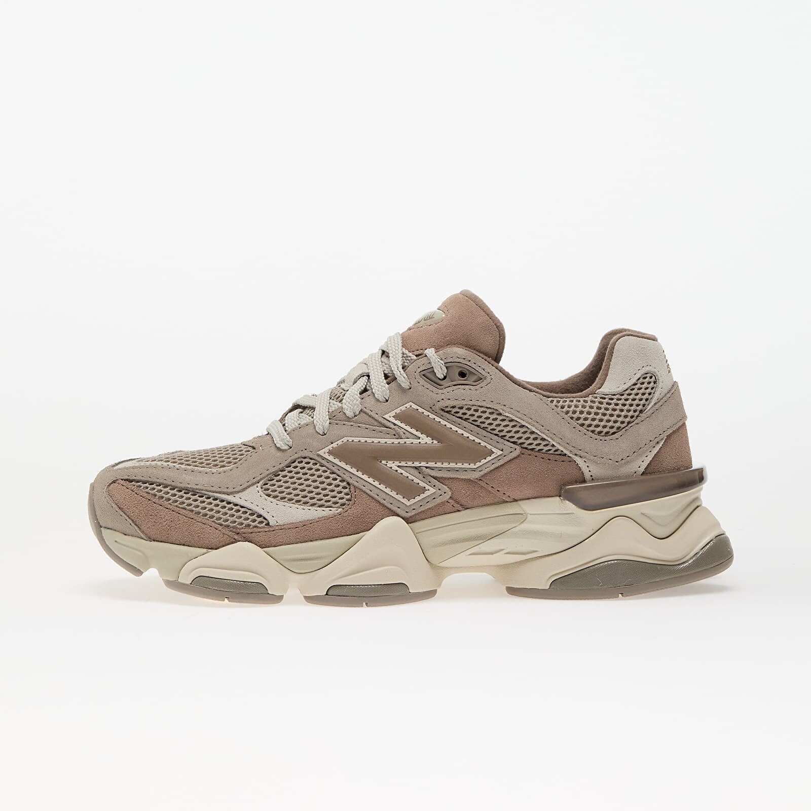 Tenisky New Balance 9060 Mushroom/ Arid Stone Erc EUR 40