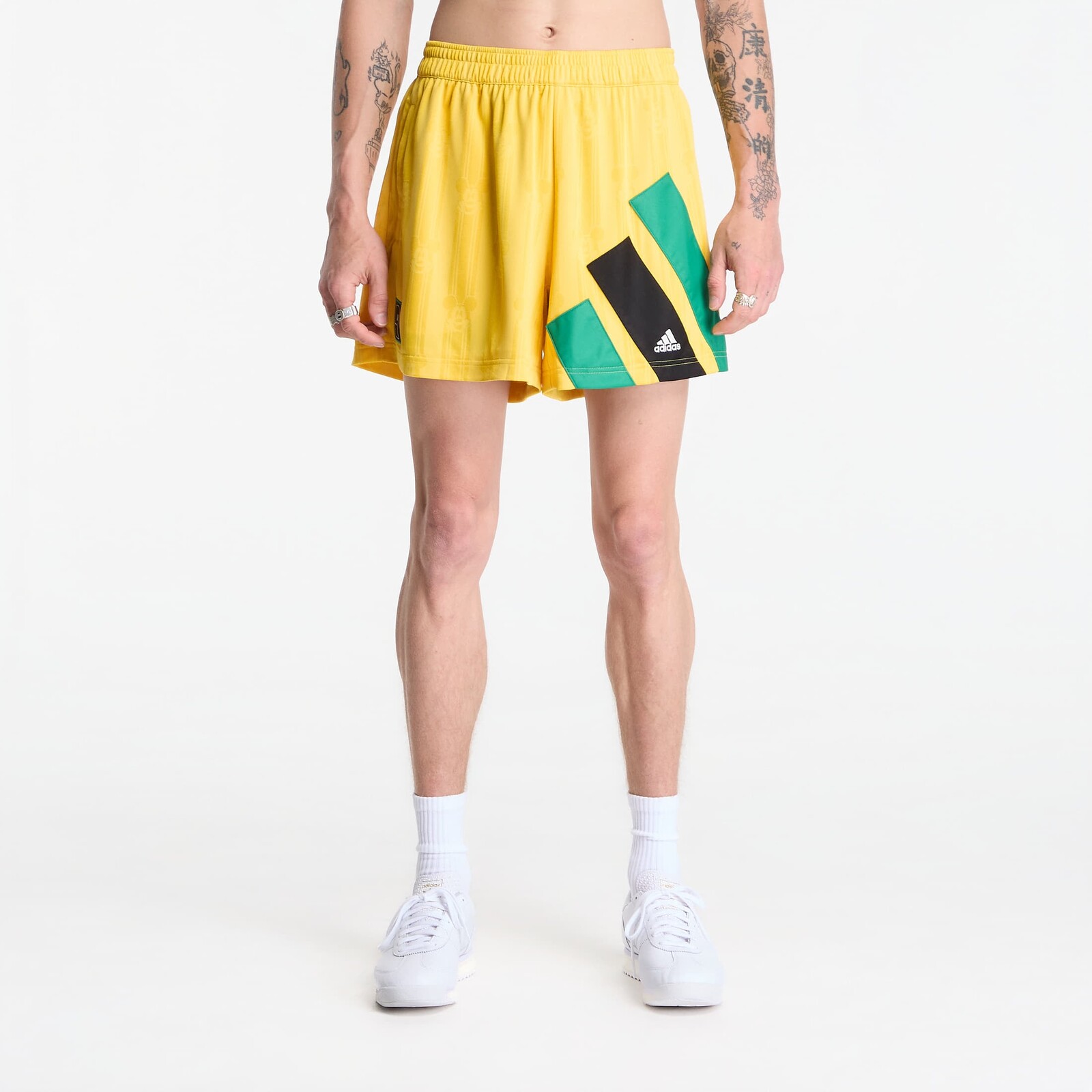 Šortky adidas Brain Dead Disney Football Shorts Bold Gold XL