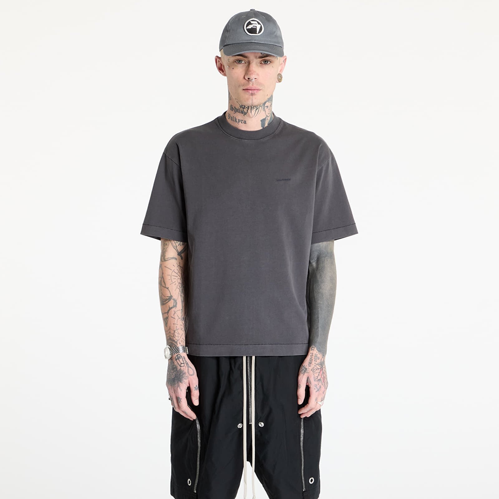 Tričko HAL STUDIOS® Micro Logo T-Shirt UNISEX Washed Black XL