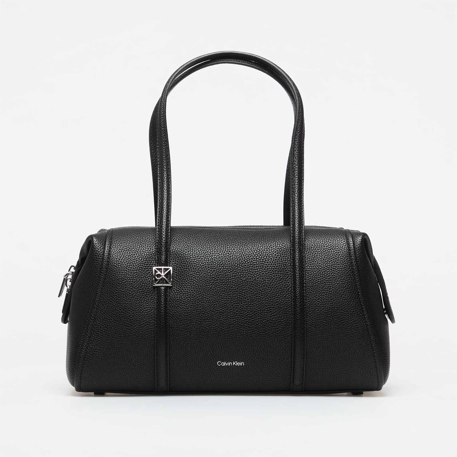 Taška Calvin Klein Emblem Hw Pebble Doctor Shoulder Black Universal