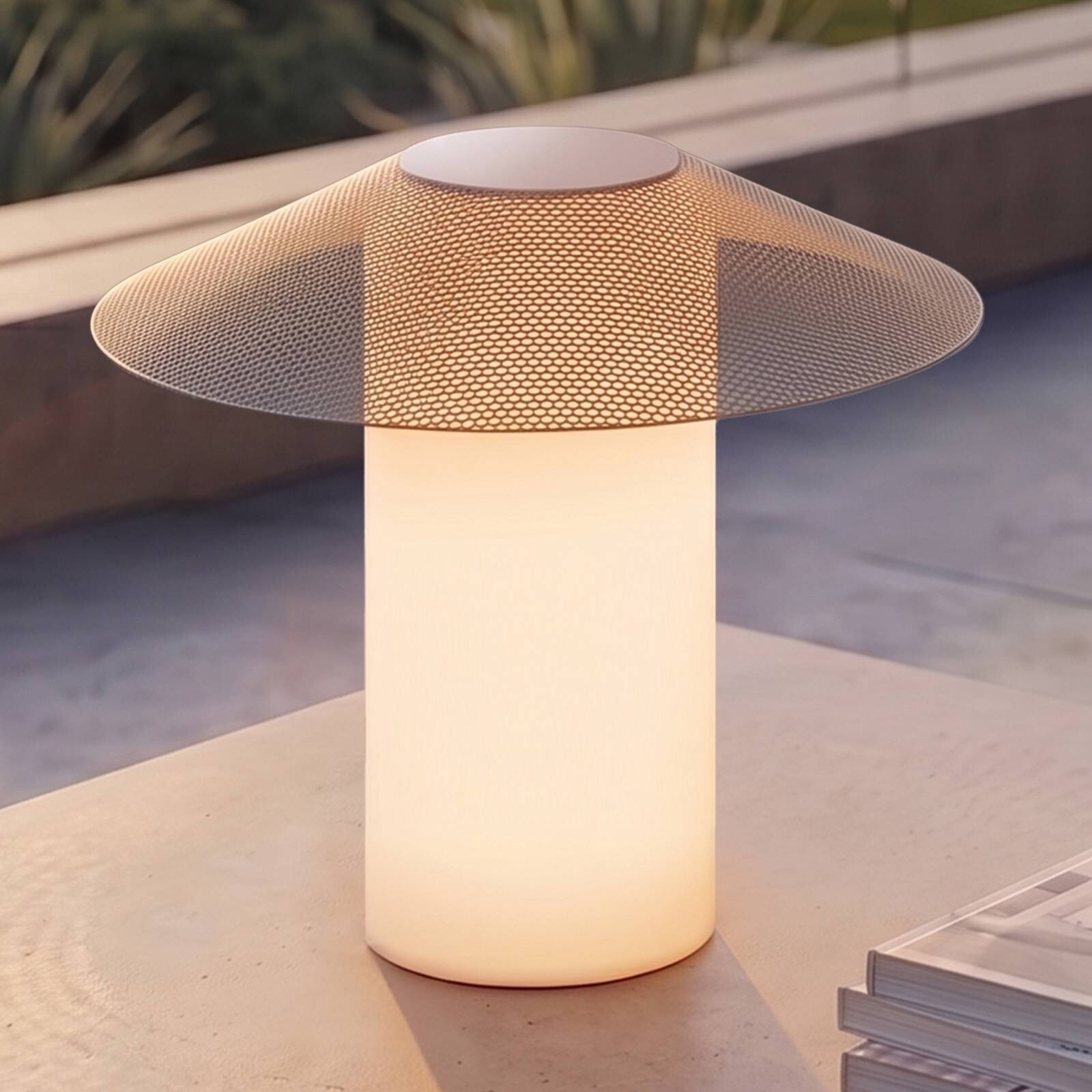 LED terasové svietidlo Lucande ZAMIRAS, 40 cm, strieborné, IP65