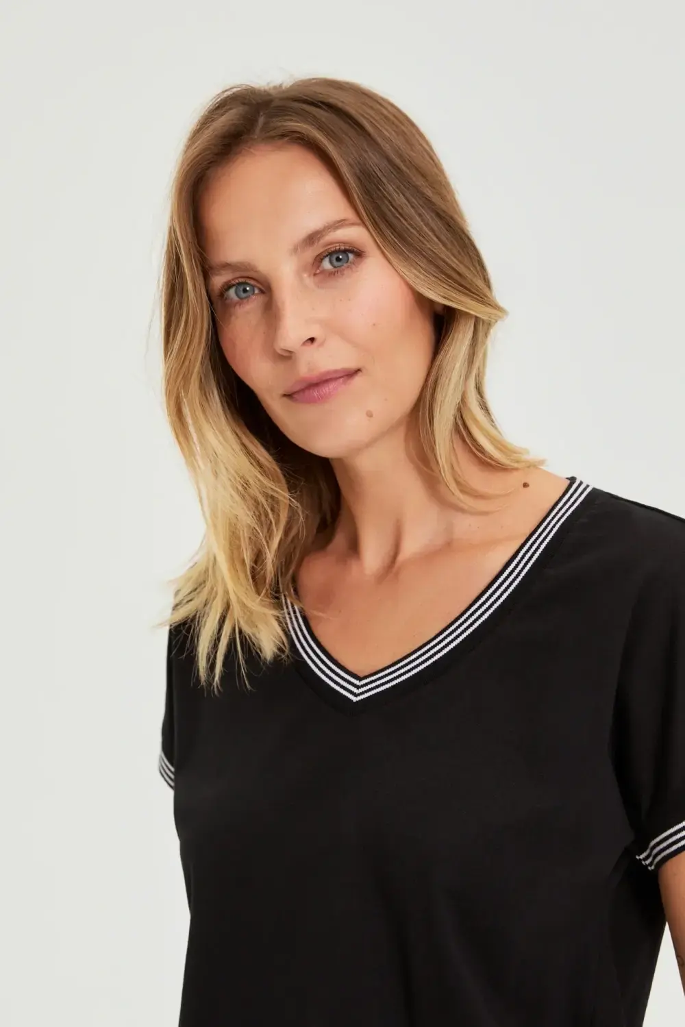 Dámske tričko Marisse L-TS-4908 čierne