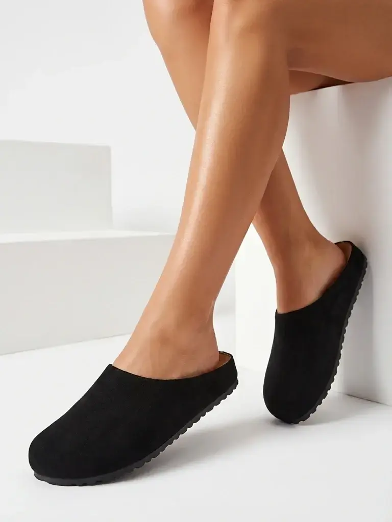 Čierne dámske Slip-On topánky Resti Edella