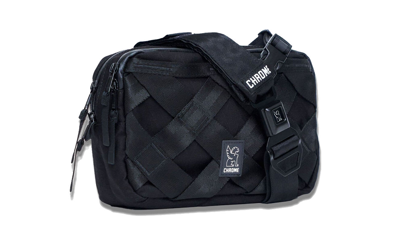 Taška Chrome Barrage 5L Sling Bag čierna