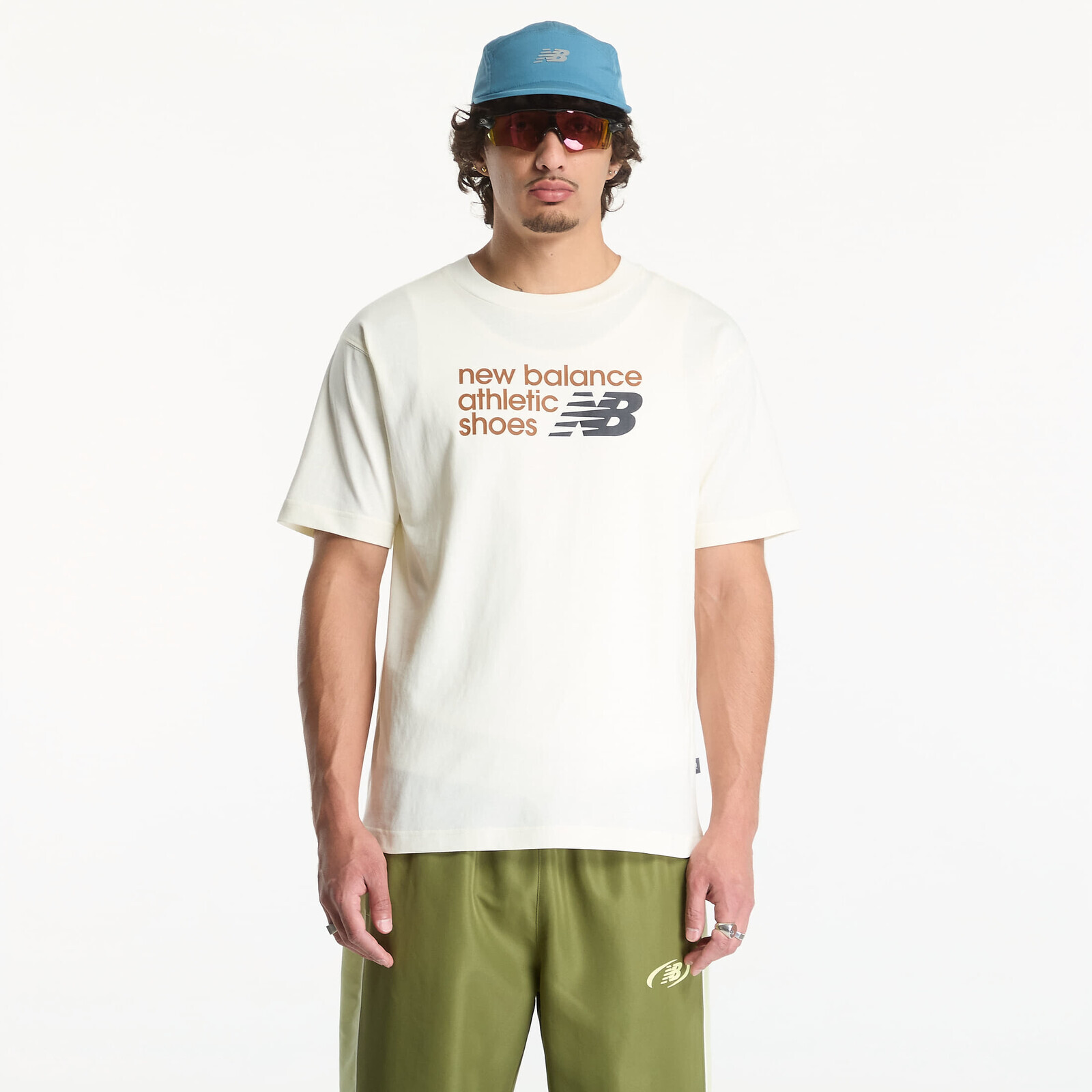 Tričko New Balance Athletics Premium Relaxed Chest Logo T-Shirt Angora XL