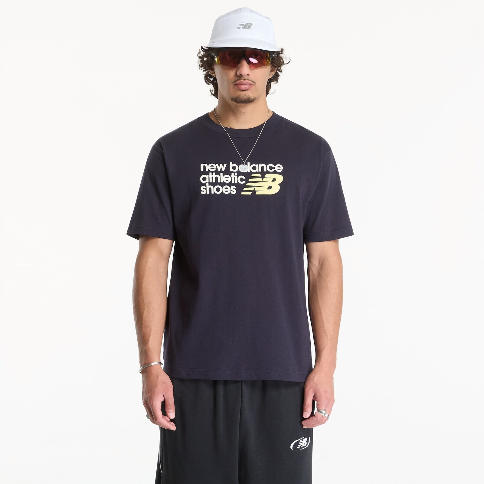 Tričko New Balance Athletics Premium Relaxed Chest Logo T-Shirt Dark Night S