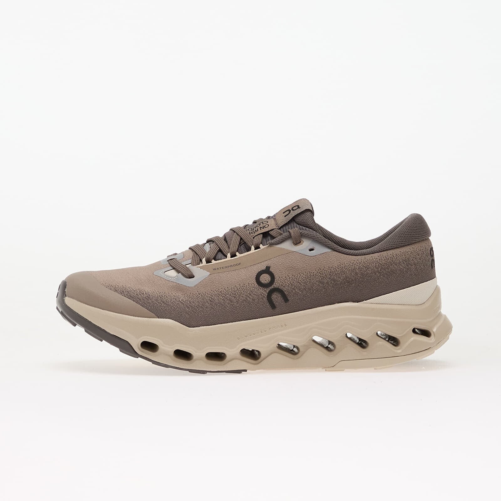 Tenisky On M Cloudsurfer Trail 2 Wp Cinder/ Desert EUR 46