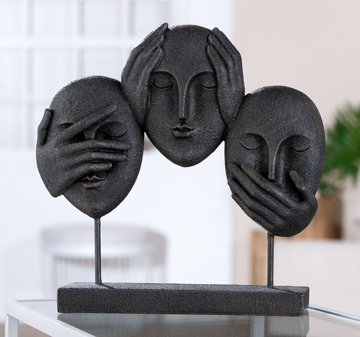 Socha „Tvár 3 tváre“ s rukami, 30 cm