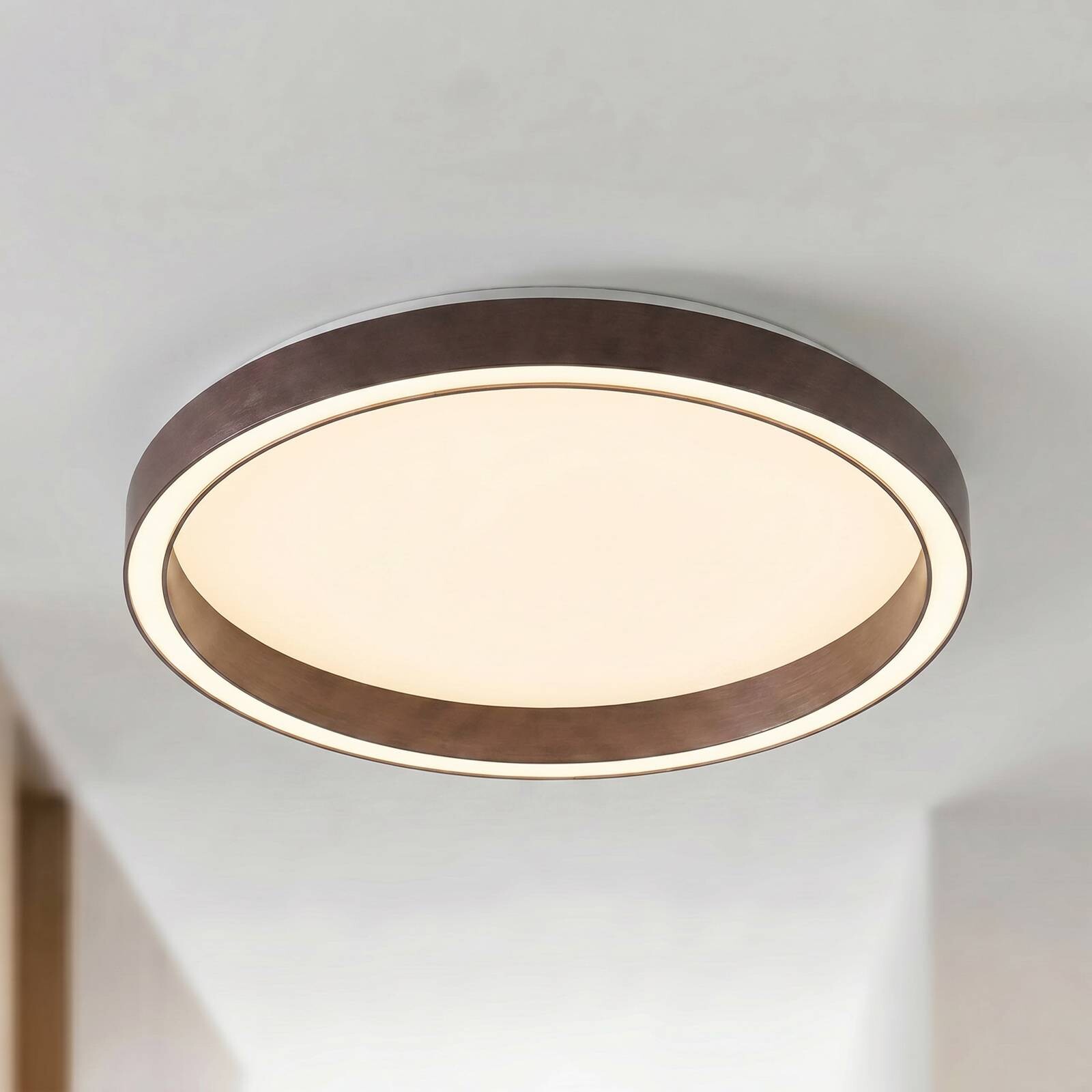 Stropné LED svetlo Lucande Rotundo, Ø 40 cm, hnedé, stmievateľné