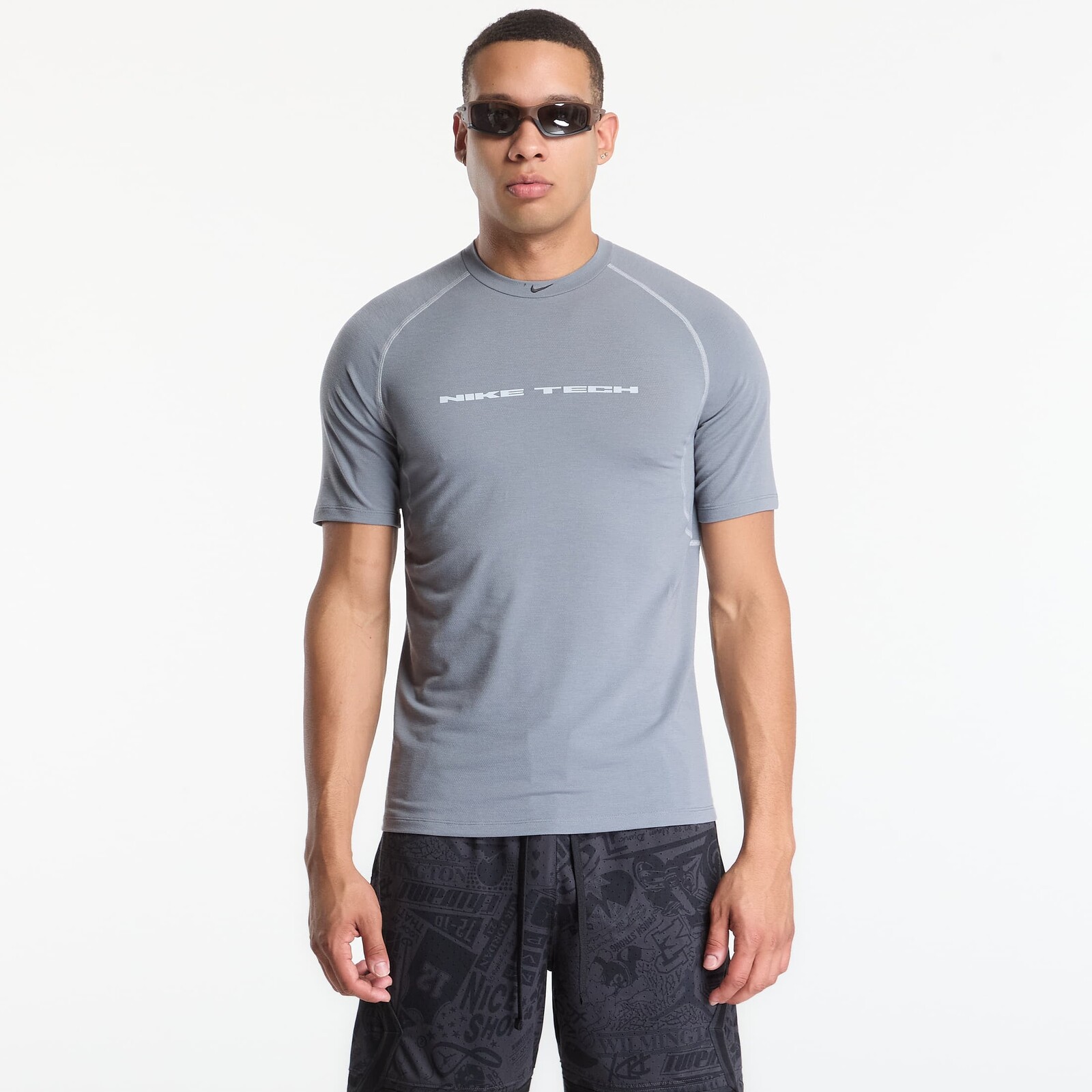 Tričko Nike Tech Men's Dri-FIT Short-Sleeve Top Cool Grey/ Wolf Grey/ Black XXL