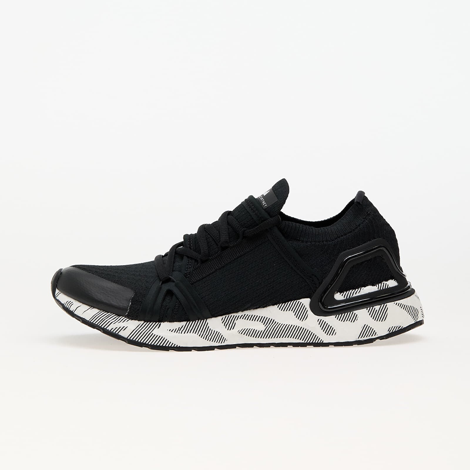 Tenisky adidas x Stella McCartney UltraBOOST 20 Core Black/ Core Black/ Core Black EUR 39 1/3
