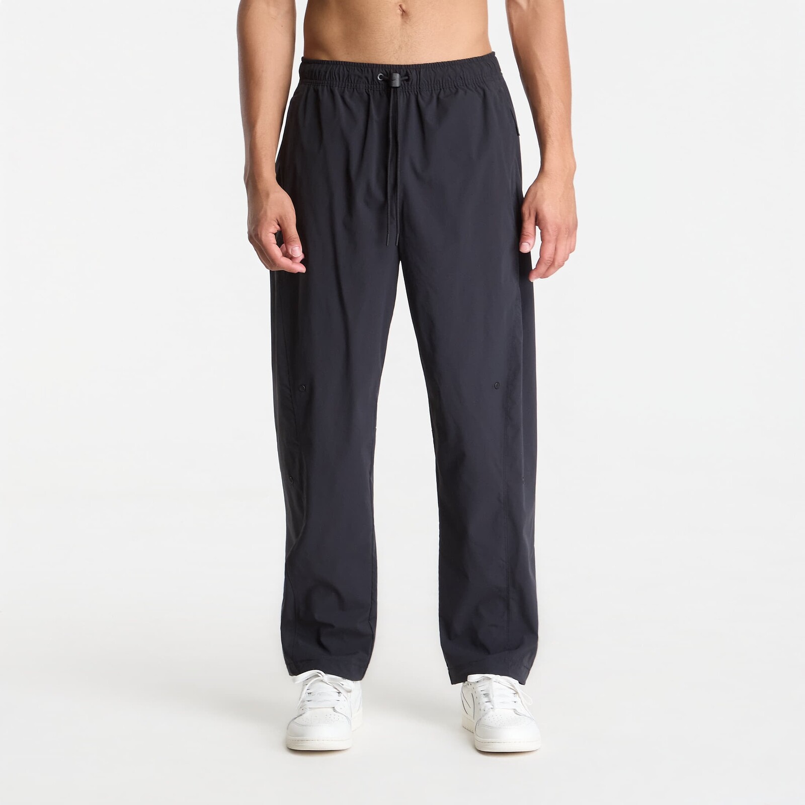 Kalhoty Nike Tech Helios Men's Dri-FIT Open-Hem Pants Black/ Black XXL