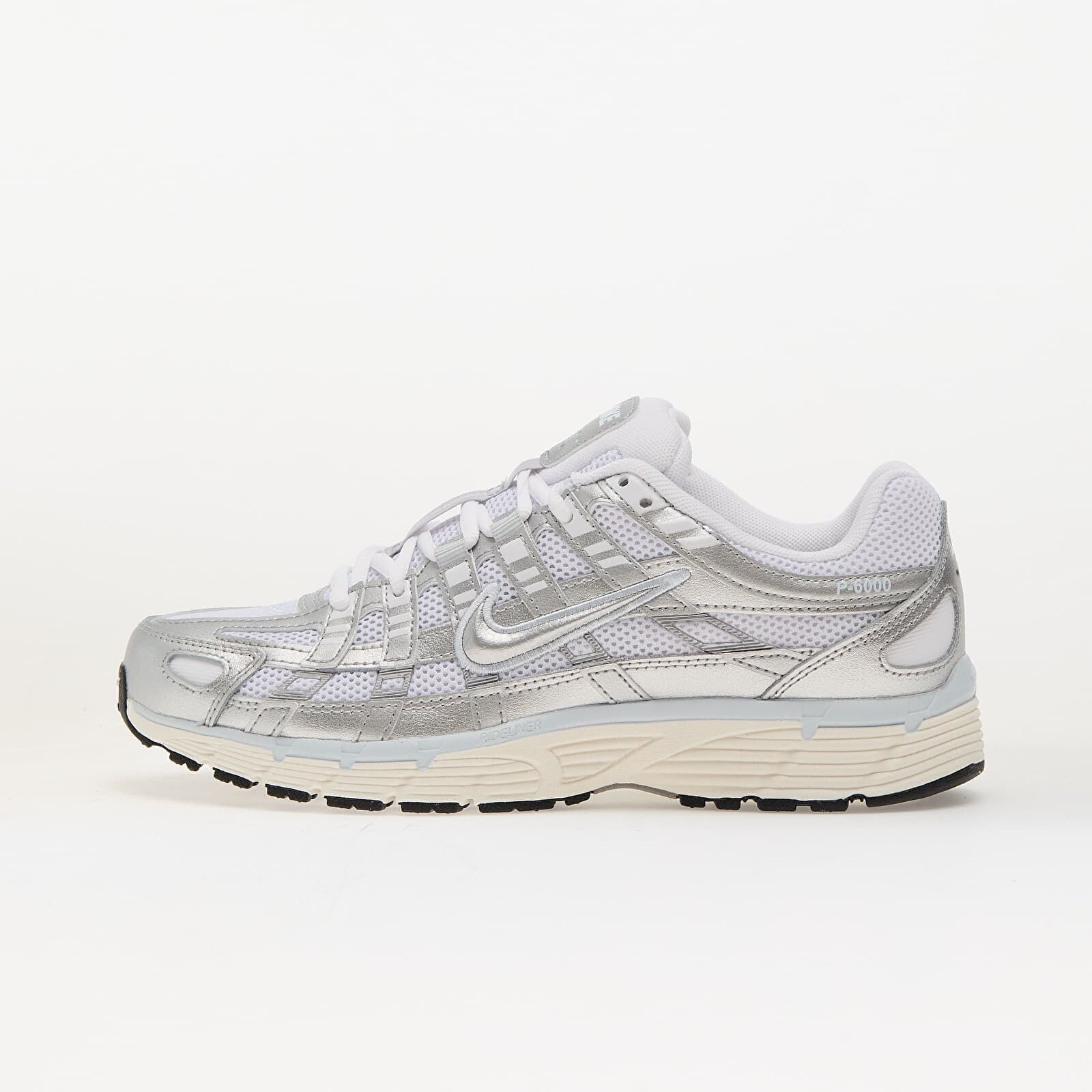 Tenisky Nike W P-6000 White/ Metallic Silver-Blue Tint-Sail EUR 35.5