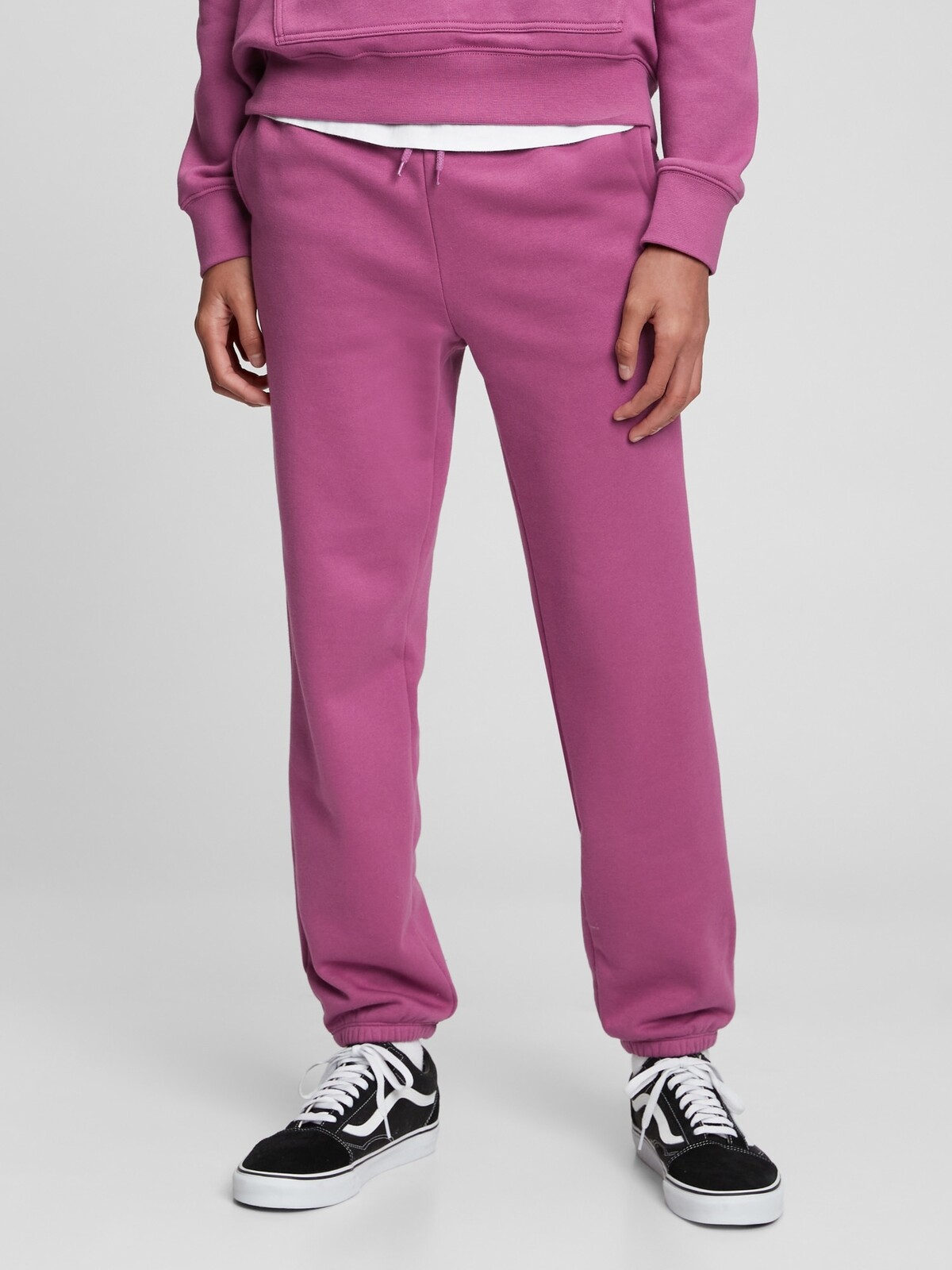 GAP Kids teplákové nohavice - chlapci