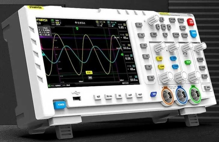 Osciloskop FNIRSI 1014D