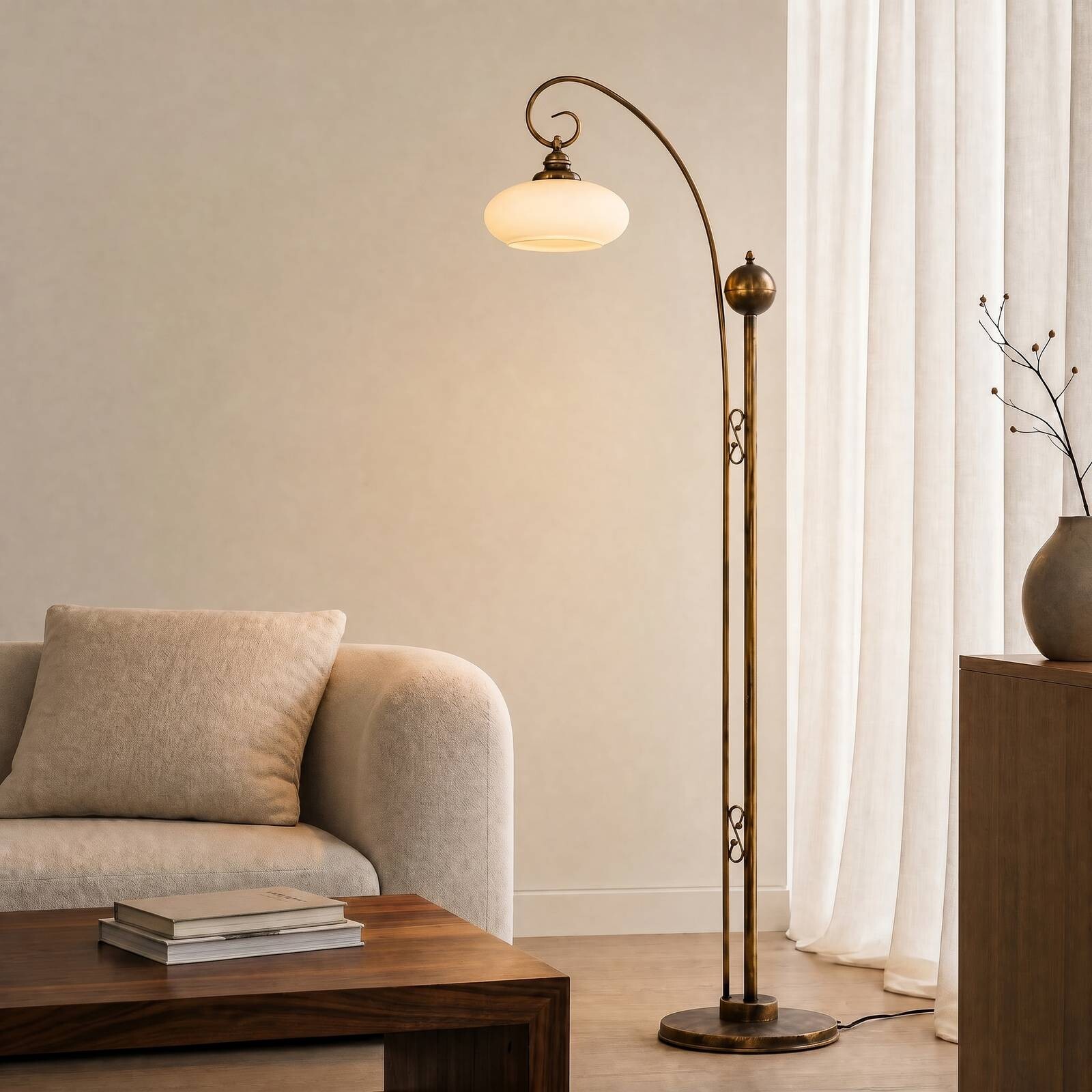 Stojacia lampa Bolero, čierno-zlatá, krémová, oceľ, sklo, E27