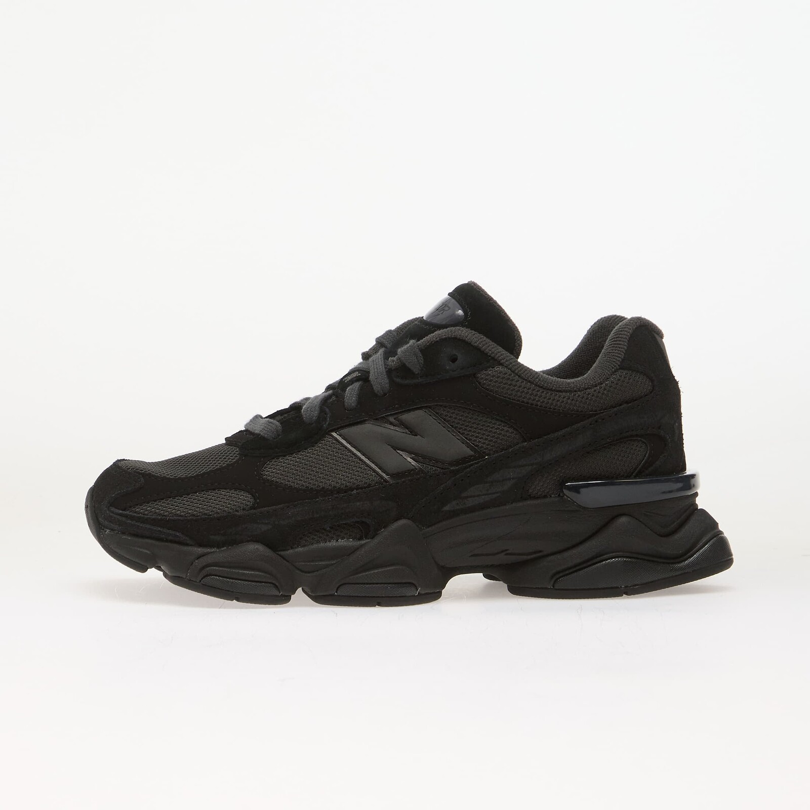 Tenisky New Balance 9060 Black/ Blacktop EUR 44