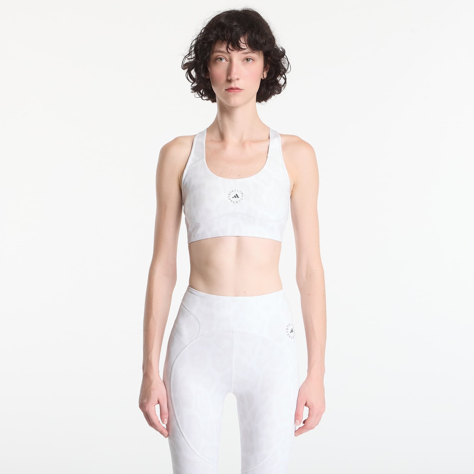 Podprsenka adidas by Stella McCartney Primeliftimpact Training Bra Medium Support Printed Core White/ Orbit Grey M
