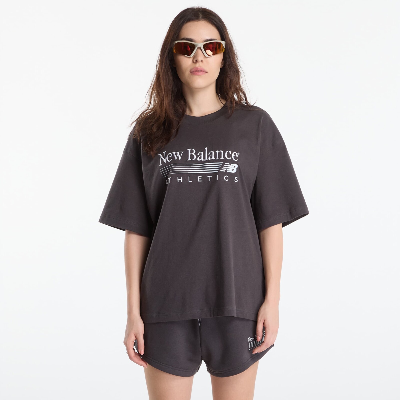 Tričko New Balance Trackside Oversized T-Shirt Black Cement L