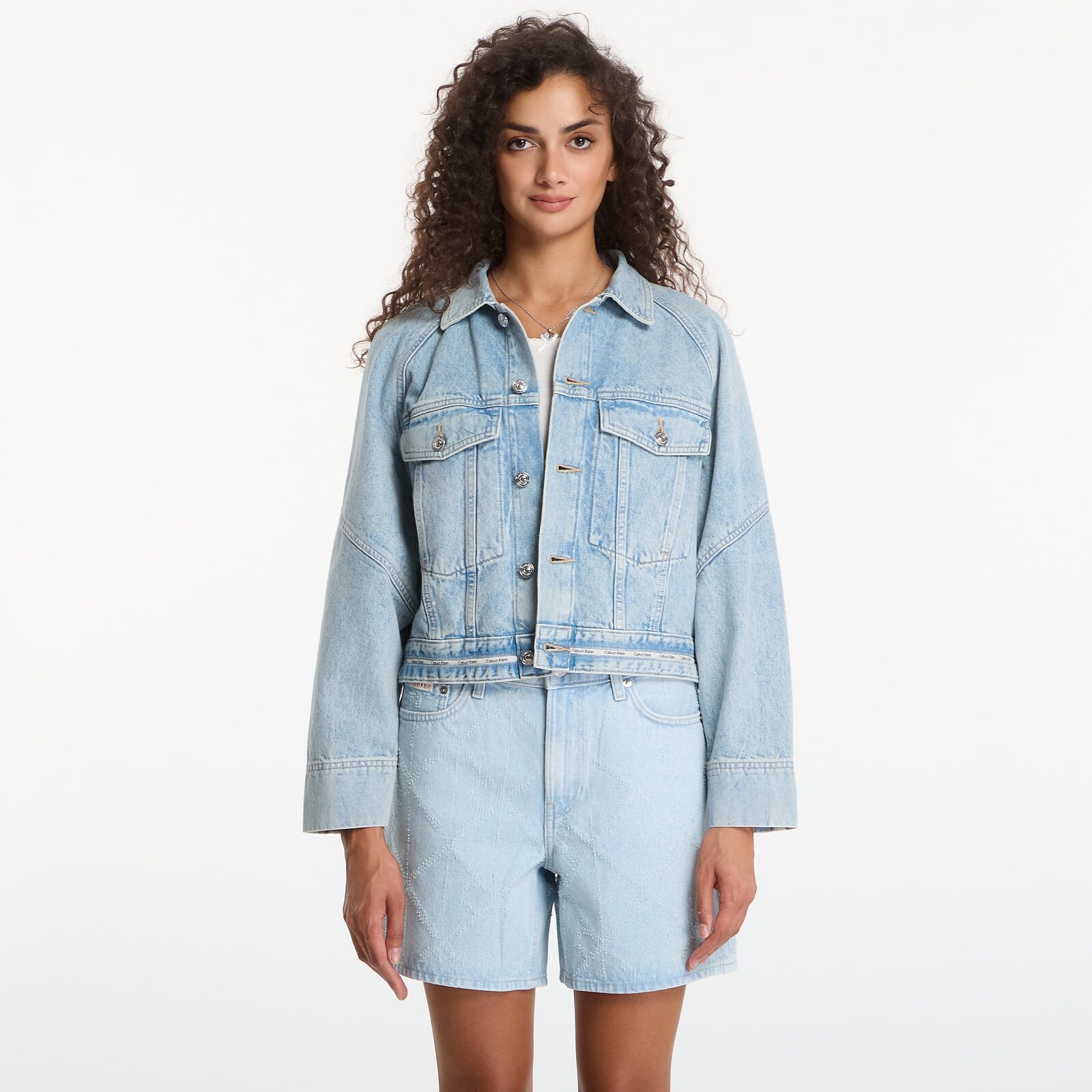 Bunda Calvin Klein Jeans Branded Boxy Denim Jacket Fresh Water L