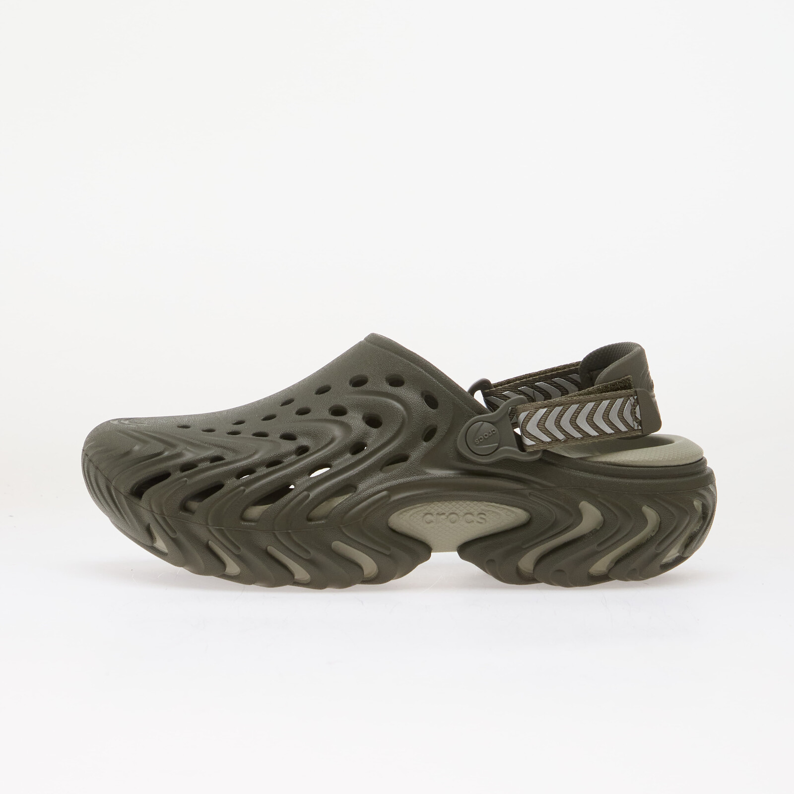 Tenisky Crocs Echo II Chrome Silver Chrome EUR 45-46