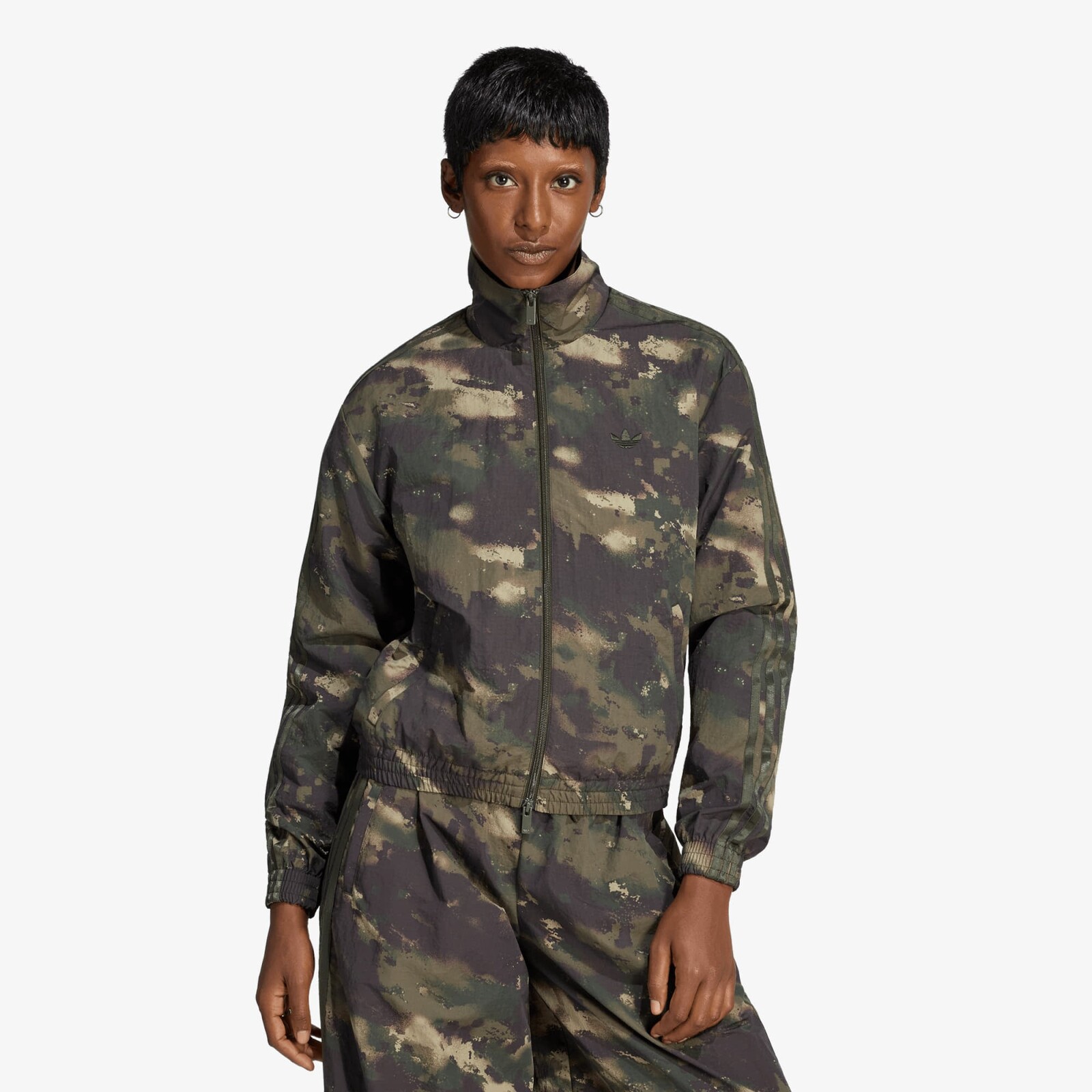 Vetrovka adidas Badigirl Camouflage Loose Track Top Night Cargo/ Aurora Coffee/ Olive Strata S