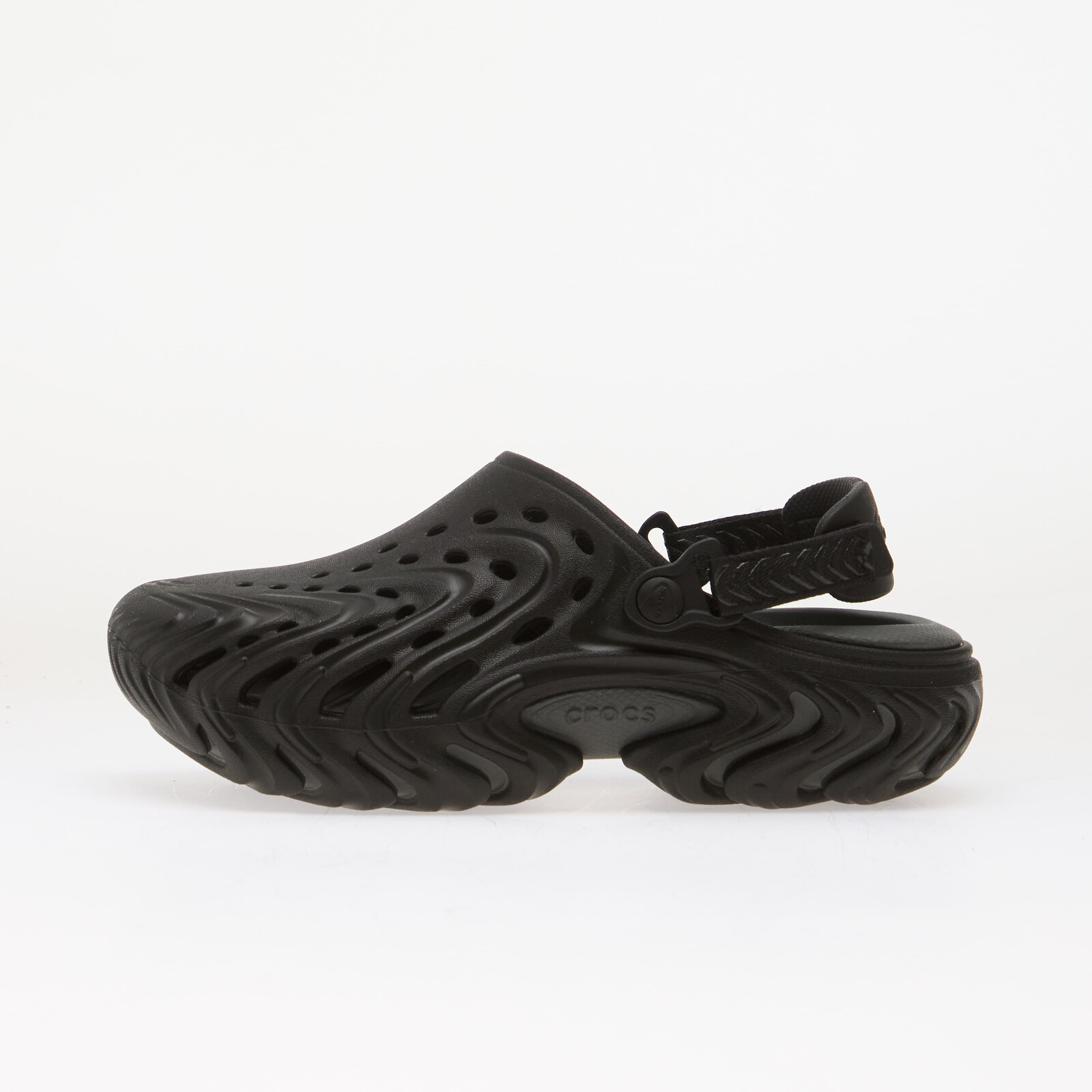 Tenisky Crocs Echo II Chrome Black Chrome EUR 39-40