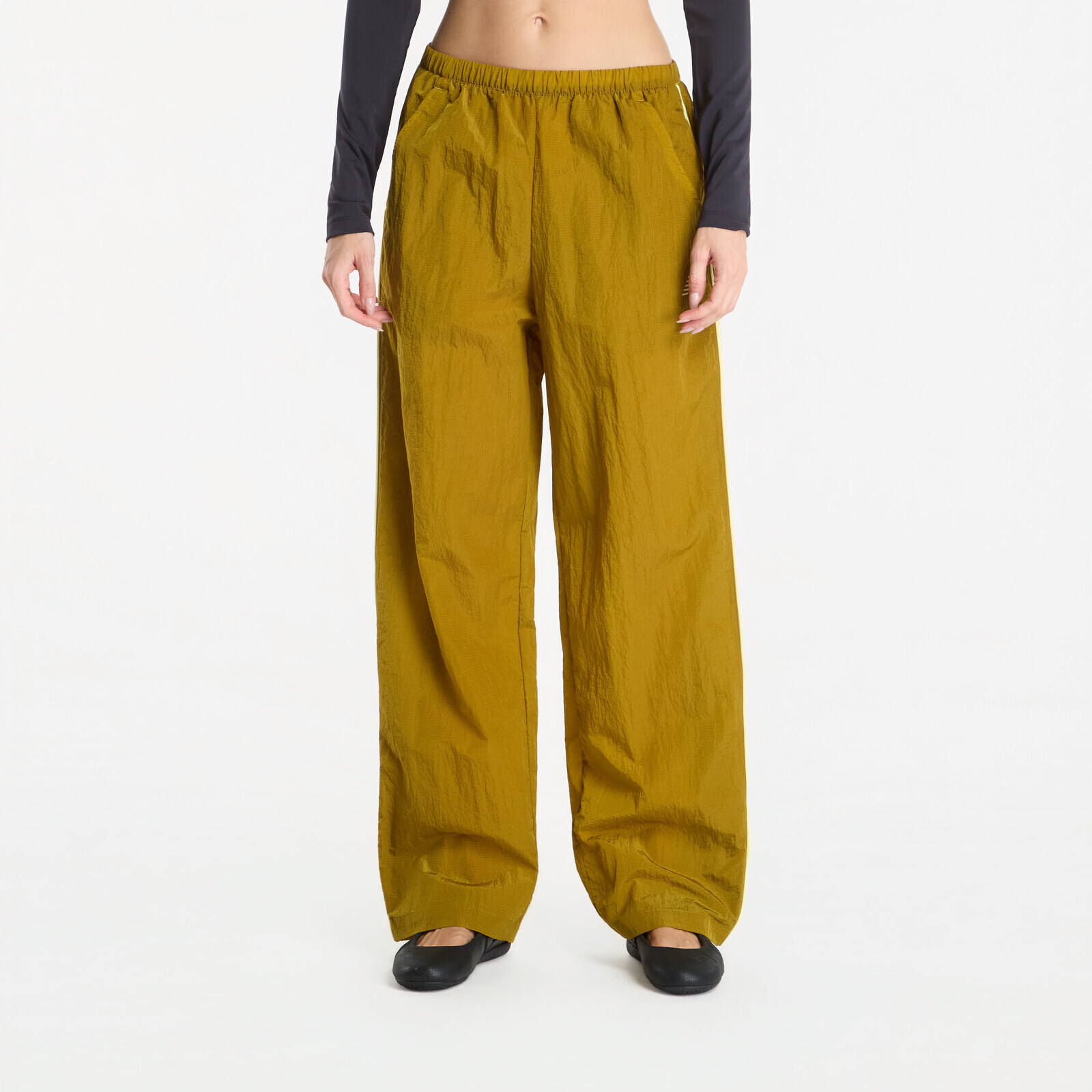 Kalhoty New Balance Sport Legacy Pant Basil Oil L