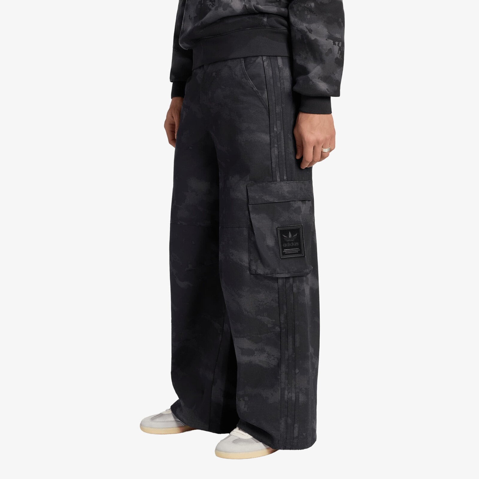 Kalhoty adidas Camo Pants Black M