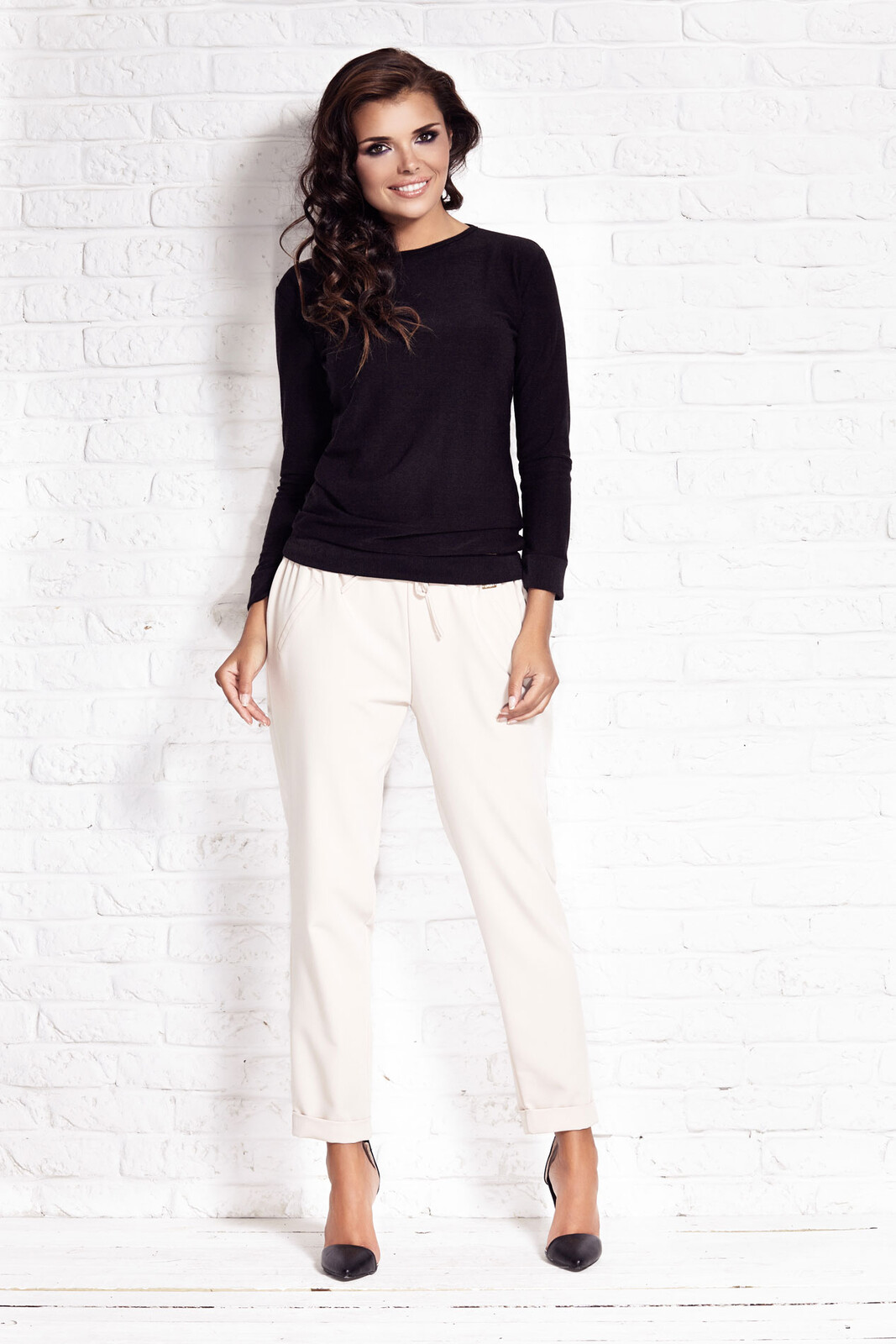 Awama Woman's Sweater A109