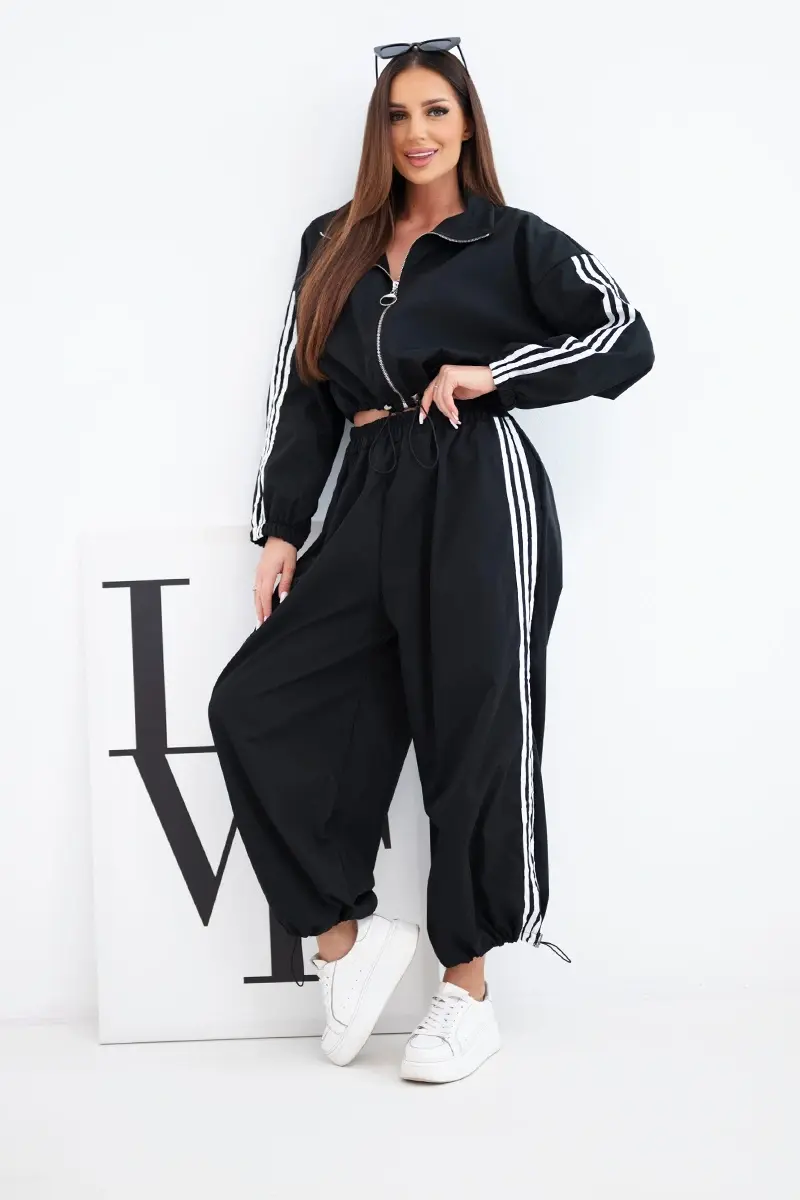 Kesi tepláková súprava s oversize nohavicami
