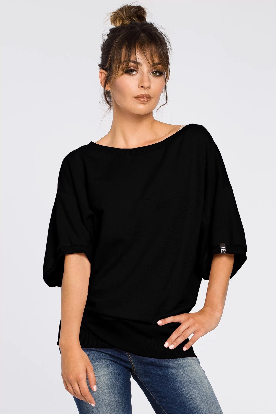 BeWear Woman's Oversized blouse with a wrap detail - black