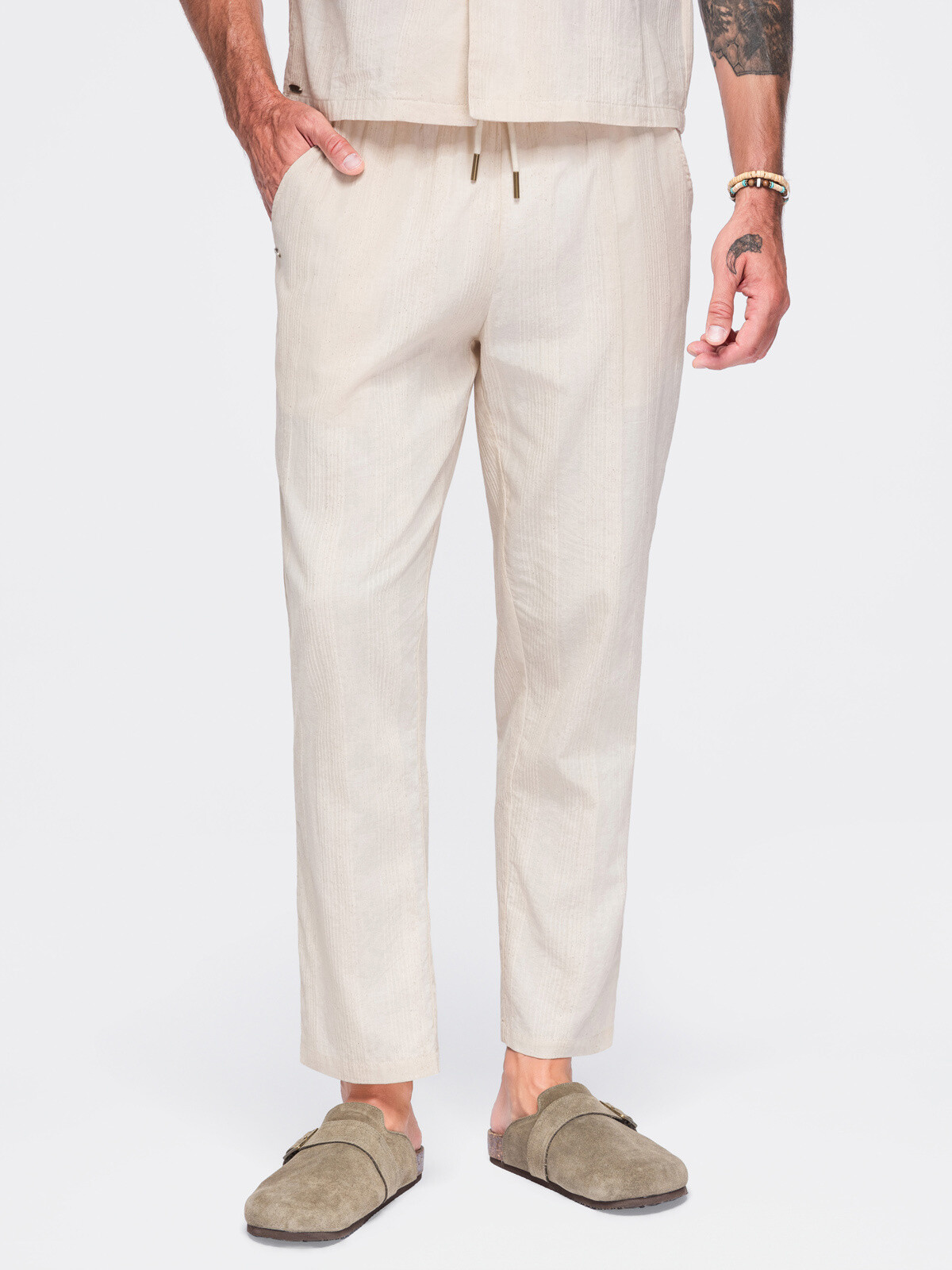 Ombre Men’s lightweight structured cotton trousers – cream