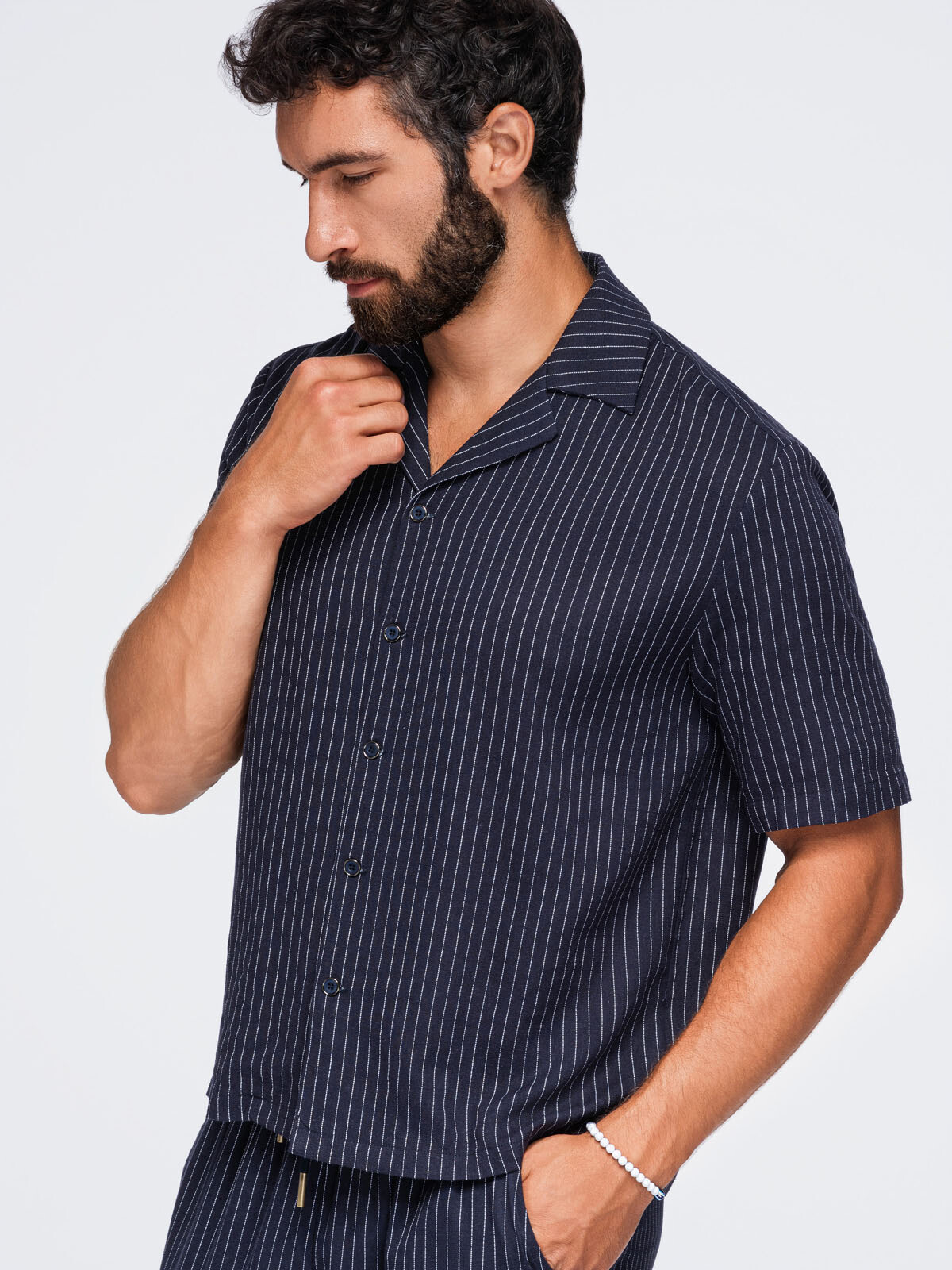 Ombre Men’s regular-fit viscose-linen striped shirt with a Cuban collar – navy blue