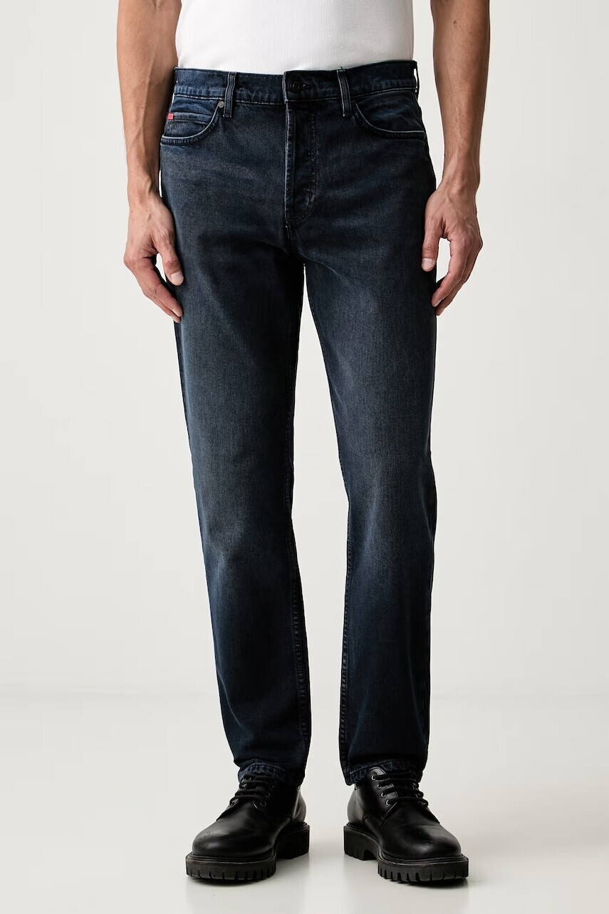 HUGO rifle tapered pánske HUGO