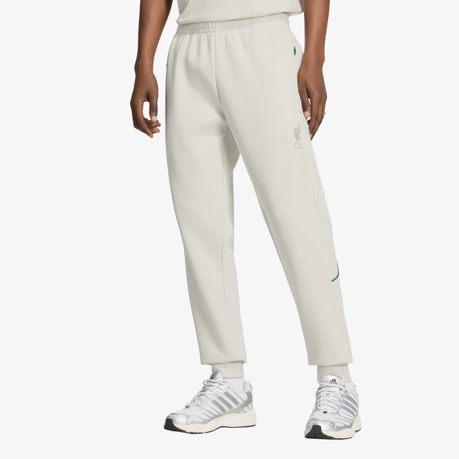 Tepláky adidas Lfc Spacer Teamgeist 26 Trackpant Orbit Grey L