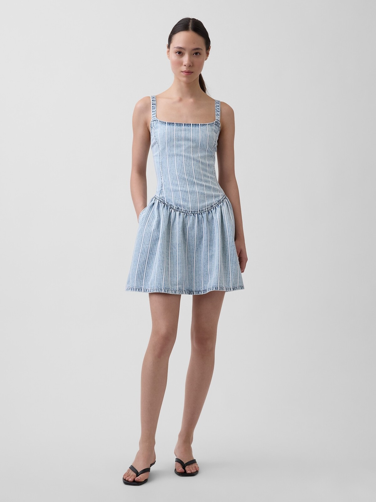 GAP denimové mini šaty UltraSoft