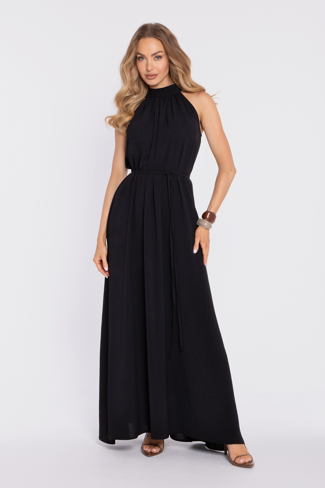 Made Of Emotion Woman's Maxi halter dress with tie belt - black