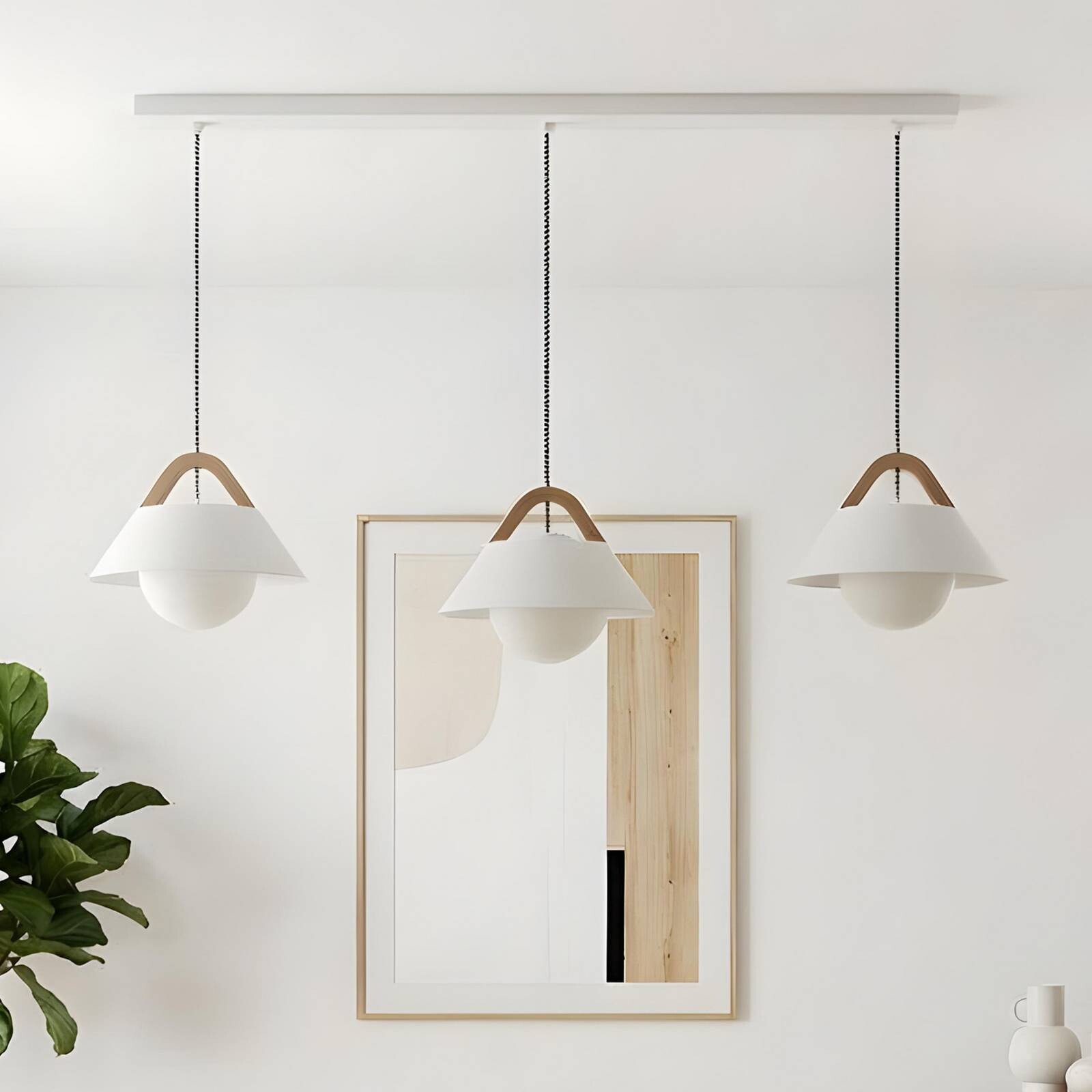 Závesné svietidlo Funda, biele, dĺžka 110 cm, 3-pl., kov/sklo