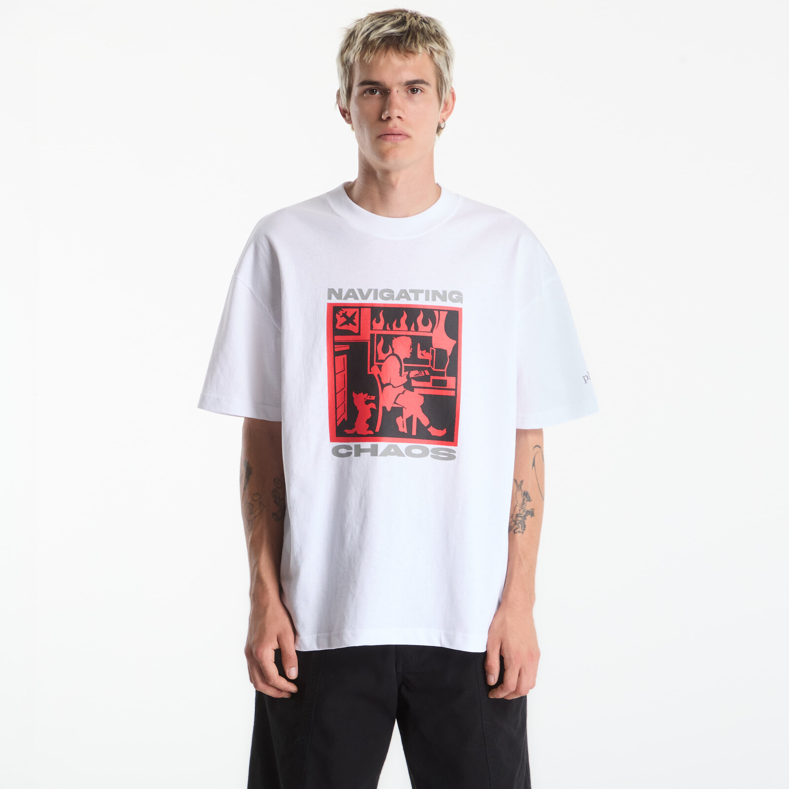Tričko PLEASURES Navigate T-Shirt White S