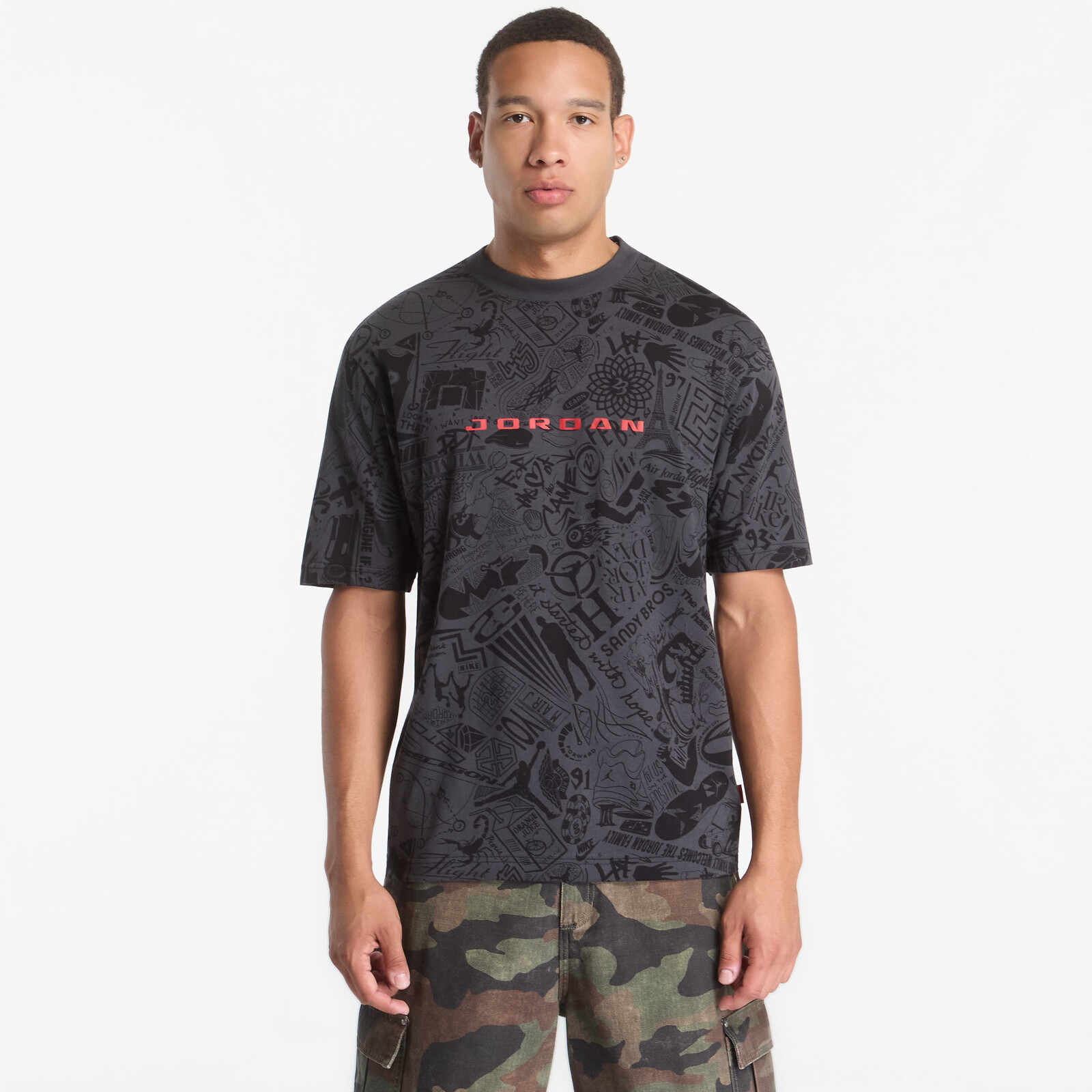 Tričko Jordan Brooklyn Men's T-Shirt Black/ University Red XL