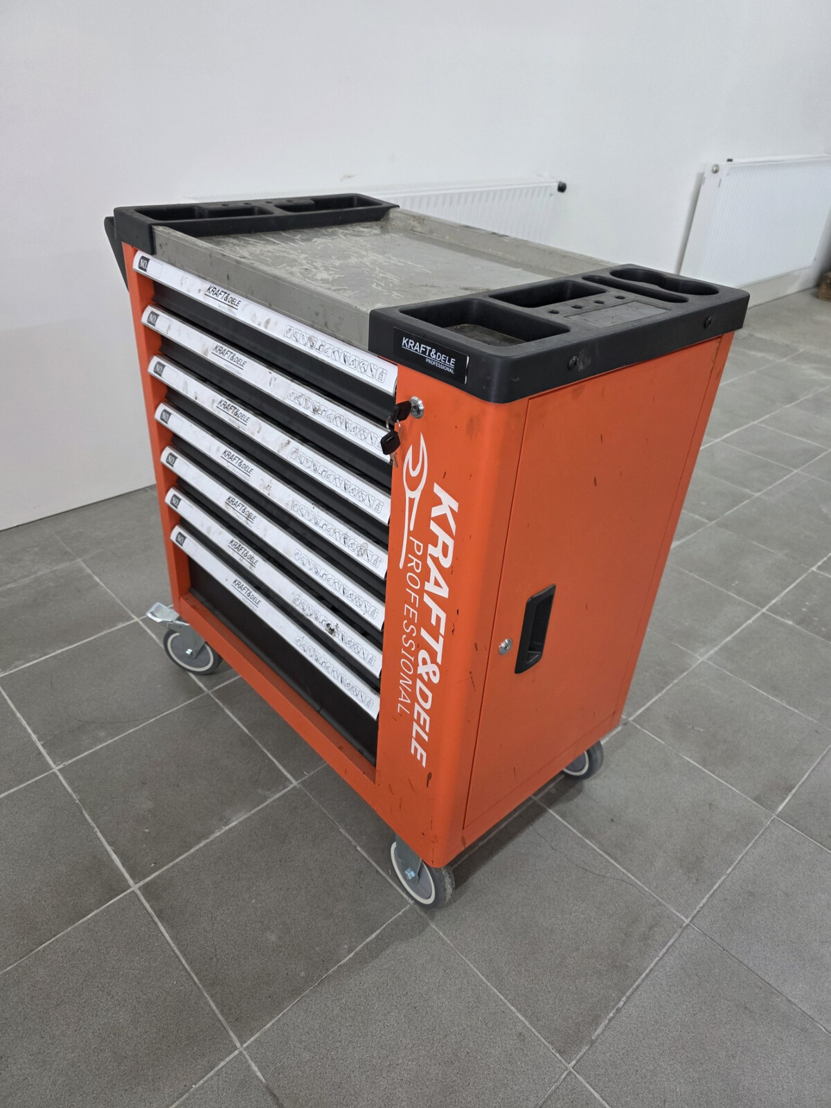 Kraft&Dele Dielenský vozík s náradím 258ks - 7 šuflíkov KD1067 (predvádzací kus)