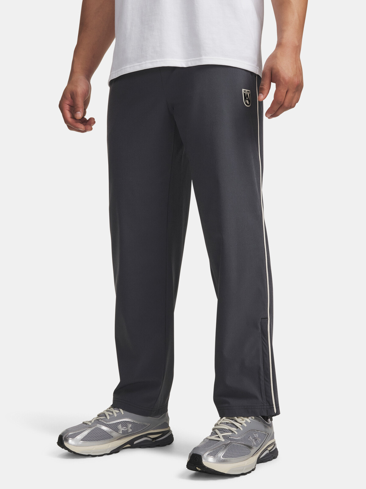 Pánske nohavice Under Armour Terrace Woven