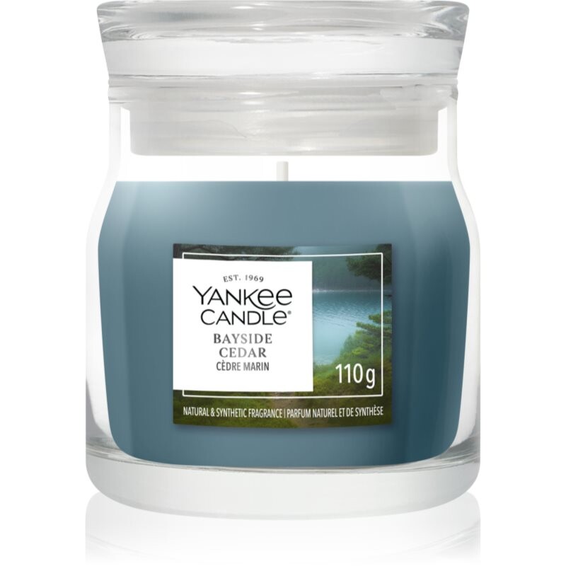 Yankee Candle Bayside Cedar vonná sviečka Signature 110 g