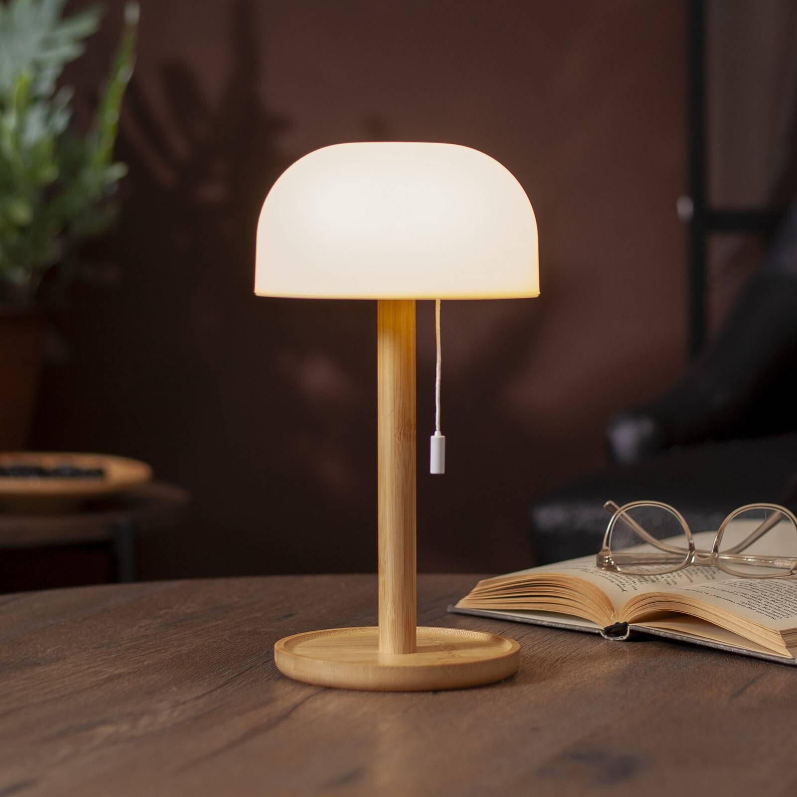 Stolová LED lampa Tara s akumulátorem, biela/bambusová, 28 cm, CCT
